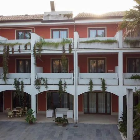 Prince Franklyn Hotel 4*