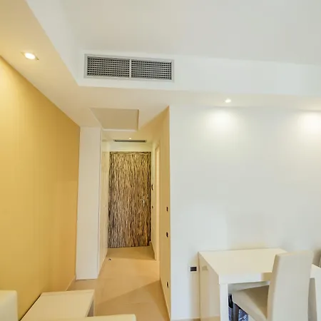 Prince Franklyn Hotel