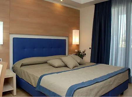 Prince Franklyn Hotel